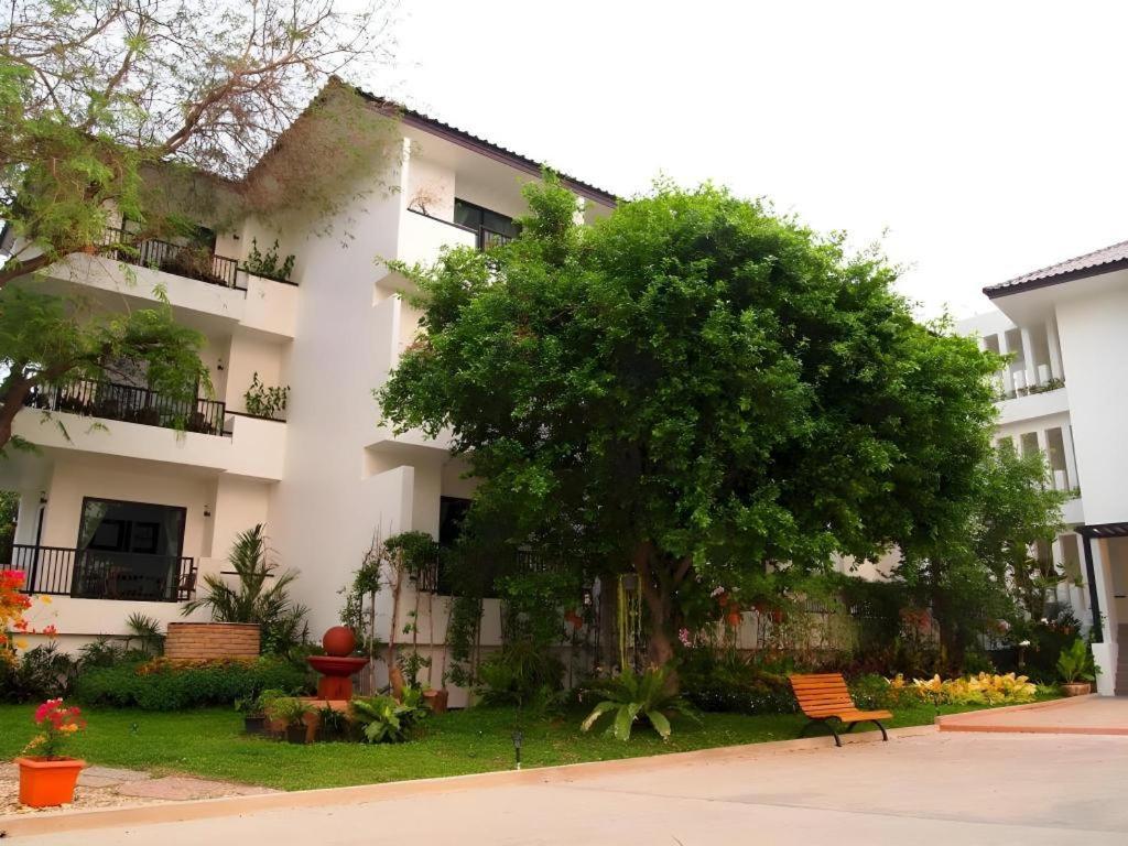 Baan Nan Hotel Exterior foto